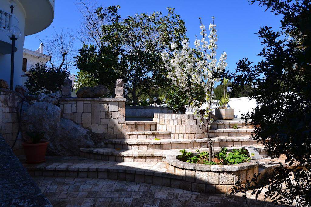 Hotel Falco D'Oro Cisternino Ngoại thất bức ảnh